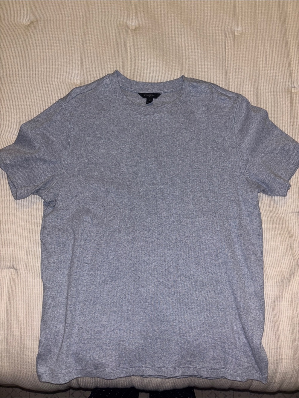 Banana Republic Men's Heather Sky Blue Crew Neck T-Shirt